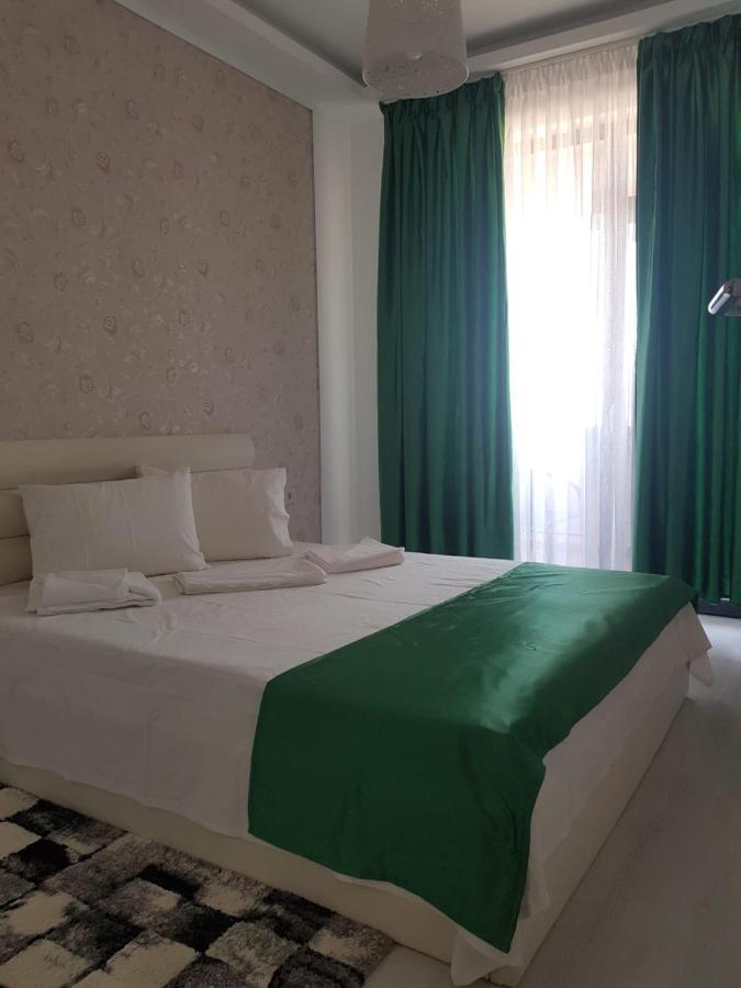 Unique Residence Apartament Нэводари Экстерьер фото