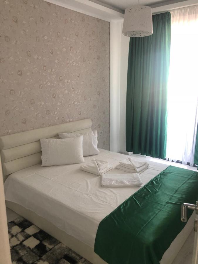 Unique Residence Apartament Нэводари Экстерьер фото