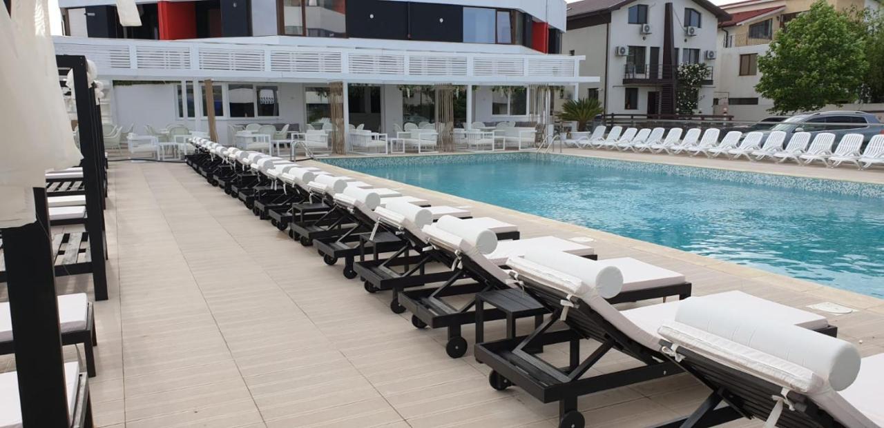 Unique Residence Apartament Нэводари Экстерьер фото